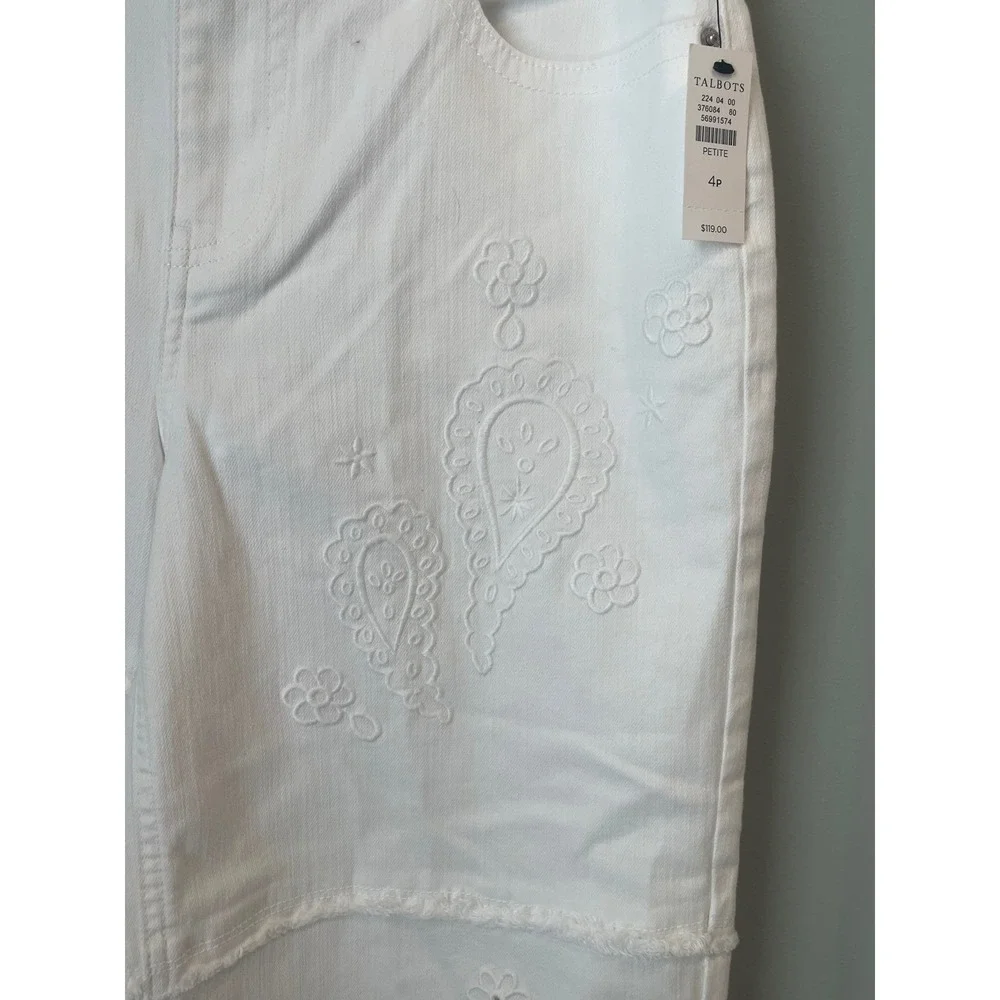 Talbots White Wide Leg Crop Jeans High Waist Embroidered Raw Hem 4P NEW‎